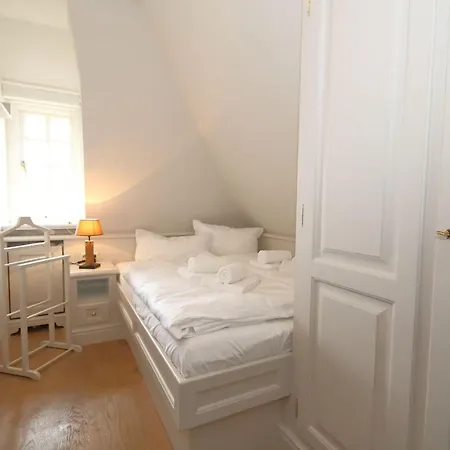Haus-Rasmus-Romantisches-Kampen